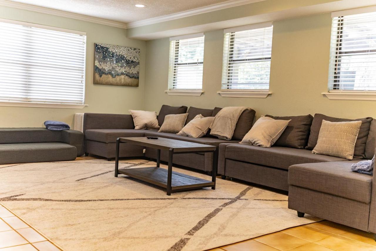 Pool & Hot Tub Home W Game Room! 1 Mile To Beach! Jacksonville Beach Exterior foto